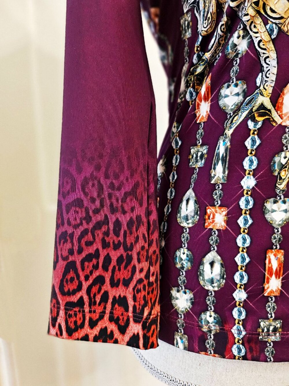 Just Cavalli burgundy printed stretch top, size M, NWT - Picture 9 of 16